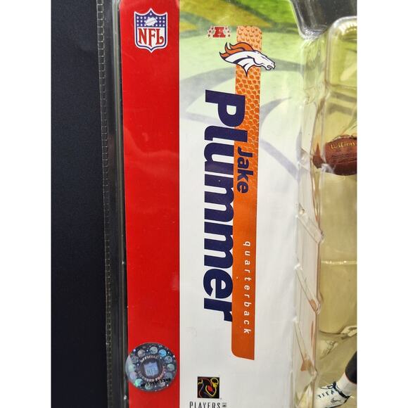 Denver Broncos Quarterback JAKE PLUMMER Action Figure-McFarlane. Blue Jersey - Picture 5 of 9